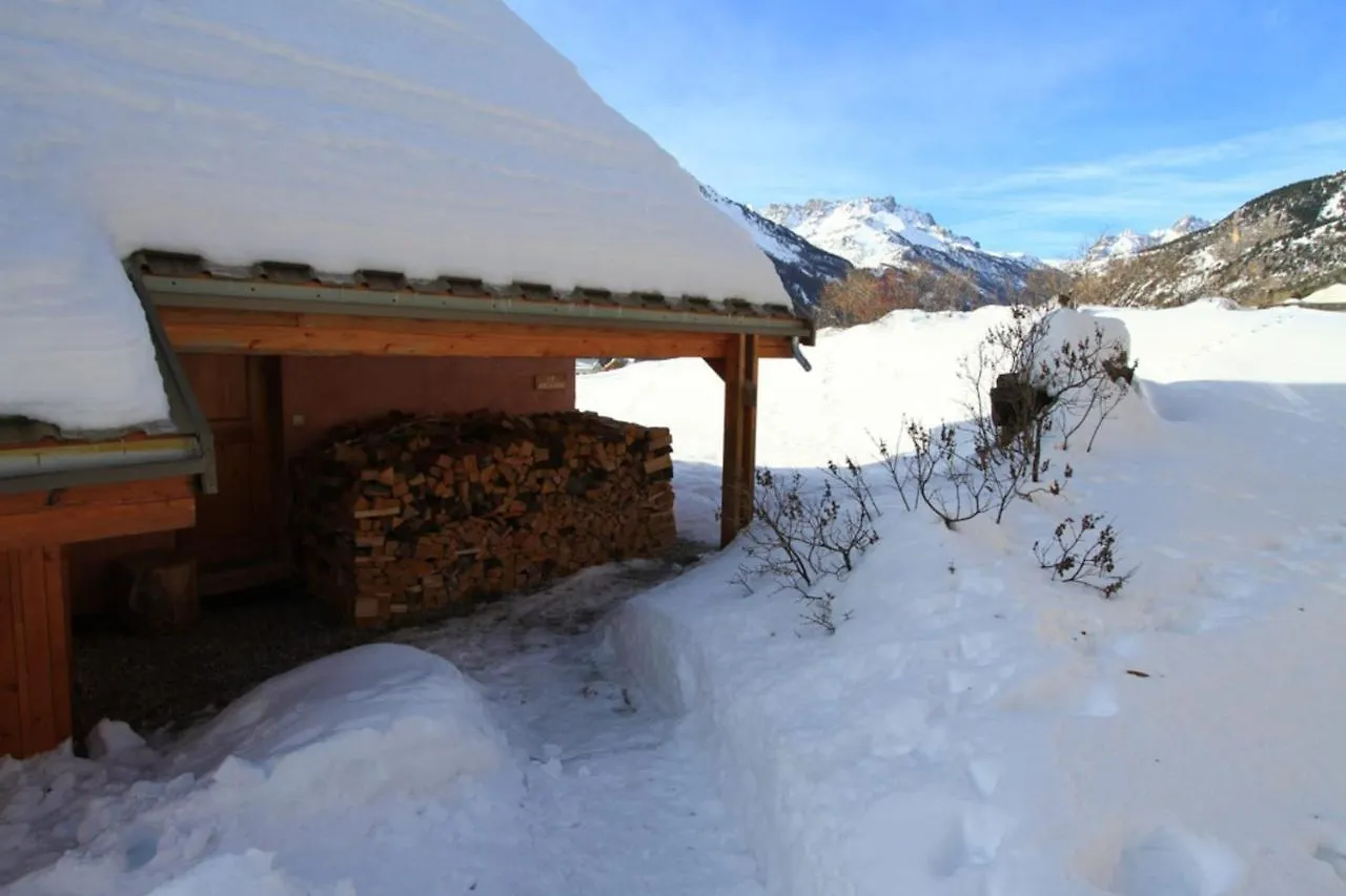 Chalet Le Melezin Hameau Des Chazals Nevache Hautes Alpes Villa